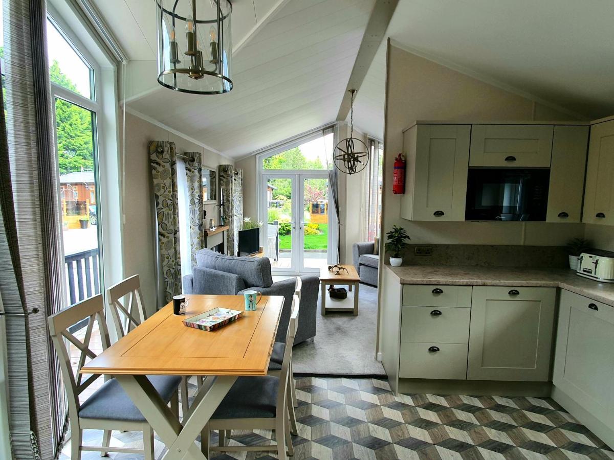 Grand Eagles Luxury Lodge, Auchterarder Perth Zewnętrze zdjęcie